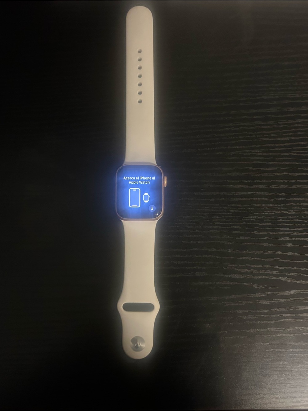 Apple Watch SE 1St Gen 40mm Case Gold Aluminum.